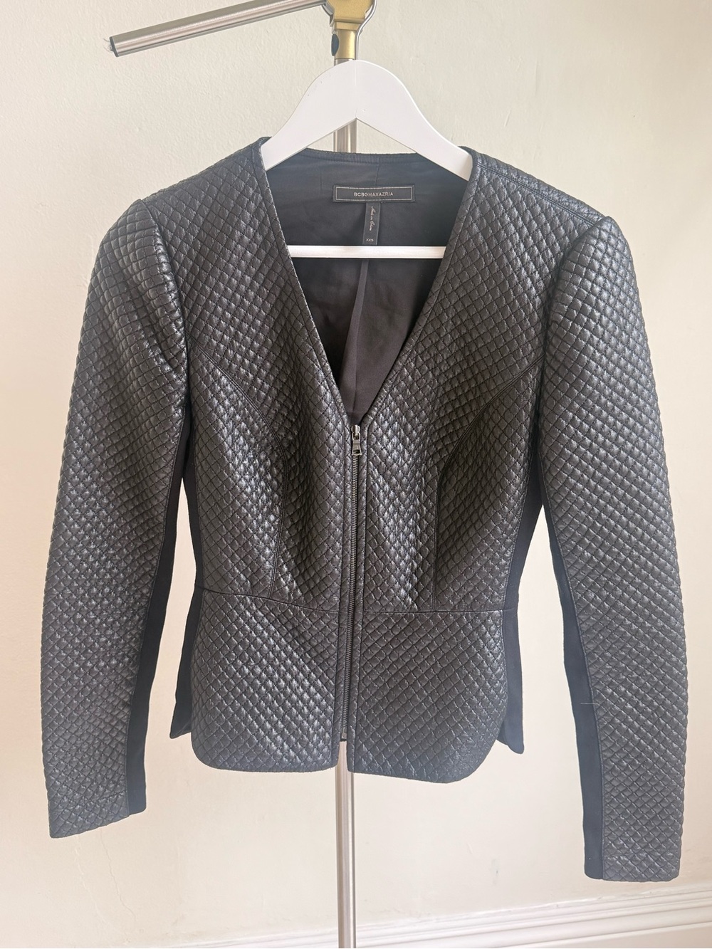 BCBGMaxAzria Fitted Quilted Black Zip-Front Jacket